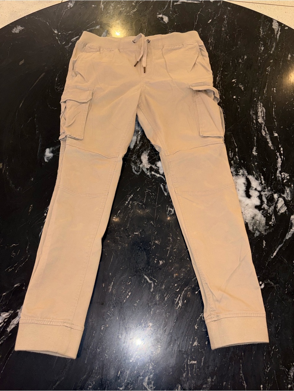 Men Cargo Jogger Pants in Tan